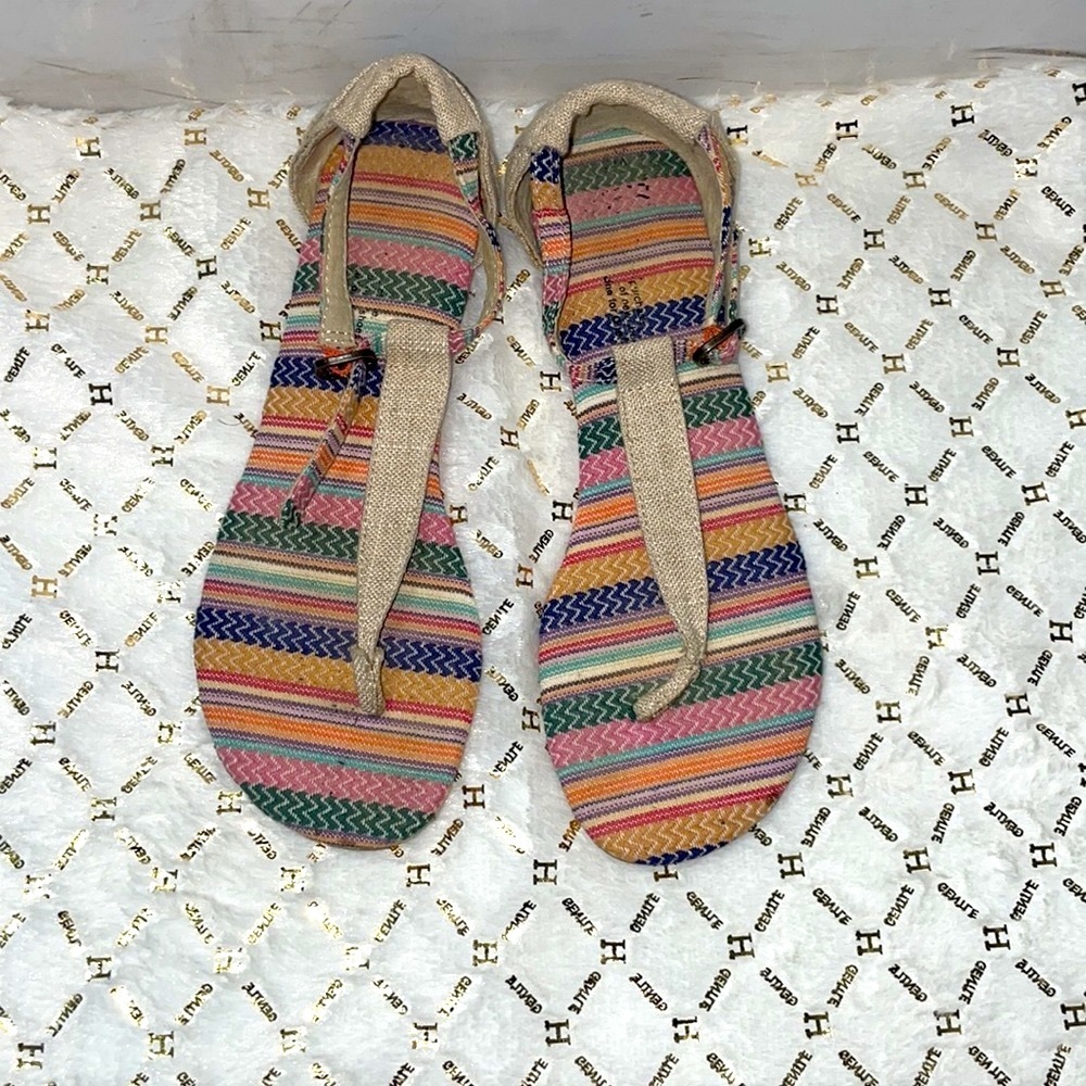 Toms sandals